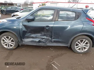 2014 Nissan Juke SL with VIN JN8AF5MV2ET483345, listed as a IAAI auction lot 41716553 with 101,795 mi miles. Bid and sale history available at carsss.com. Image 6.