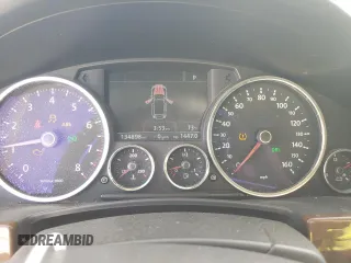 2008 Volkswagen Touareg V6 с VIN WVGBE77L78D015078, выставлен на аукционе Copart как лот 49756325 с пробегом 134 898 миль миль и Списание • Salvage title. История ставок и продаж доступна на DreamBid. Изображение 9.