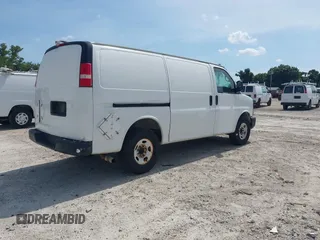 2012 GMC Savana Cargo z VIN 1GTW7FCA5C1190843, wystawiony jako IAAI lot #42161814 z przebiegiem 309 444 mil mil oraz . Historia ofert i sprzedaży dostępna na DreamBid. Obrazek 4.