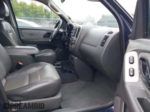 2003 Ford Escape XLT Popular 2 with VIN 1FMYU93183KD19909, listed as a IAAI auction lot 42518631 with 182,933 mi miles and . Bid and sale history available at DreamBid. Image 5.