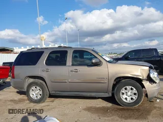 2007 GMC Yukon SLT with VIN 1GKFK13047R205630, listed as a IAAI auction lot 41489206 with 161,376 mi miles. Bid and sale history available at carsss.com. Image 14.