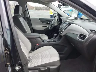 2020 Chevrolet Equinox LS z VIN 2GNAX5EV7L6207540, wystawiony jako IAAI lot #41954763 z przebiegiem 72 082 mil mil oraz . Historia ofert i sprzedaży dostępna na DreamBid. Obrazek 5.