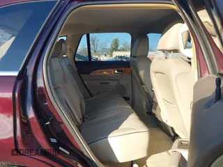 2011 Lincoln MKX z VIN 2LMDJ8JK6BBJ06452, wystawiony jako IAAI lot #41204256 z przebiegiem 129 177 mil mil oraz . Historia ofert i sprzedaży dostępna na DreamBid. Obrazek 8.