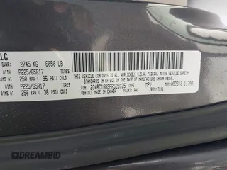 2015 Chrysler Town & Country Limited Platinum with VIN 2C4RC1GG9FR528125, listed as a IAAI auction lot 41925382 with 126,796 mi miles. Bid and sale history available at carsss.com. Image 9.