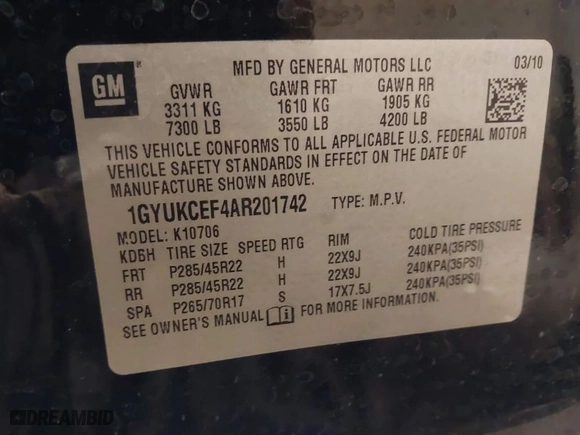 2010 Cadillac Escalade Premium with VIN 1GYUKCEF4AR201742, listed as a IAAI auction lot 41378437 with 137,622 mi miles. Bid and sale history available at carsss.com. Image 9.