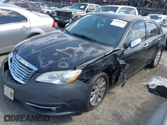 2014 Chrysler 200 Limited z VIN 1C3CCBCG5EN134347, wystawiony jako IAAI lot #42009439 z przebiegiem 96 653 mil mil oraz . Historia ofert i sprzedaży dostępna na DreamBid. Obrazek 17.