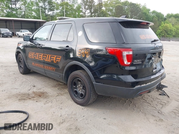 2016 Ford Police Interceptor Utility z VIN 1FM5K8AR3GGC73183, wystawiony jako IAAI lot #41978063 z przebiegiem 133 309 mil mil oraz . Historia ofert i sprzedaży dostępna na DreamBid. Obrazek 3.
