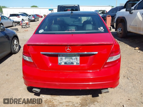 2008 Mercedes-Benz C 350 Sport z VIN WDDGF56X78F044705, wystawiony jako IAAI lot #42309460 z przebiegiem 137 869 mil mil oraz . Historia ofert i sprzedaży dostępna na DreamBid. Obrazek 17.
