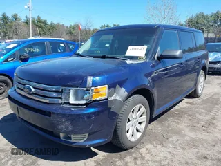 2011 Ford Flex SE with VIN 2FMGK5BC9BBD18368, listed as a IAAI auction lot 41989462 with 140,415 mi miles. Bid and sale history available at carsss.com. Image 2.