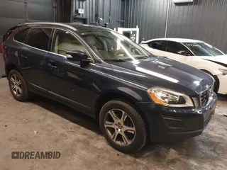 2012 Volvo XC60 3.0L with VIN YV4902DZ2C2316033, listed as a IAAI auction lot 41749480 with 165,964 mi miles. Bid and sale history available at carsss.com. Image 1.