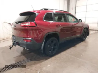 2018 Jeep Cherokee Limited with VIN 1C4PJMDX6JD607623, listed as a IAAI auction lot 41926291 with 87,337 mi miles. Bid and sale history available at carsss.com. Image 4.