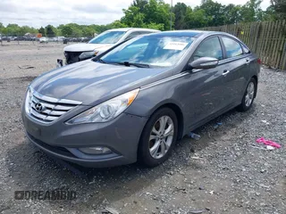2012 Hyundai Sonata SE z VIN 5NPEC4AC9CH382890, wystawiony jako IAAI lot #42263586 z przebiegiem 159 138 mil mil oraz . Historia ofert i sprzedaży dostępna na DreamBid. Obrazek 2.