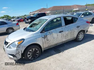2016 Nissan Versa SV z VIN 3N1CN7AP5GL915381, wystawiony jako IAAI lot #42334410 z przebiegiem 86 373 mil mil oraz . Historia ofert i sprzedaży dostępna na DreamBid. Obrazek 18.