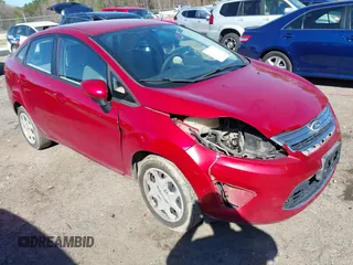 2011 Ford Fiesta SE with VIN 3FADP4BJ8BM131628, listed as a IAAI auction lot 41858268 with 139,730 mi miles. Bid and sale history available at carsss.com. Image 1.