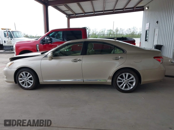 2010 Lexus ES 330 with VIN JTHBK1EG1A2389198, listed as a IAAI auction lot 41918159 with 118,937 mi miles and . Bid and sale history available at DreamBid. Image 13.