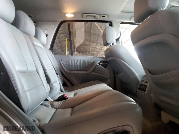 2005 Mercedes-Benz M-Class 3.7L with VIN 4JGAB57E25A527998, listed as a Copart auction lot 52515755 with 97,764 mi miles and Clean Title. Bid and sale history available at carsss.com. Image 10.