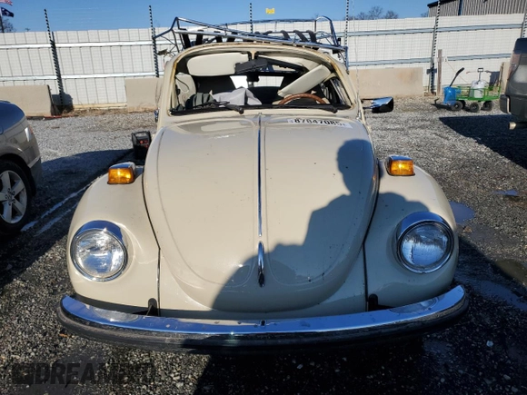1973 Volkswagen Beetle with VIN 1332475877, listed as a Copart auction lot 87847085 with 2,388 mi miles and Non Repairable. Bid and sale history available at DreamBid. Image 5.