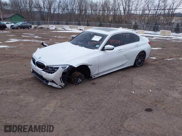 2021 BMW 3 Series 330i xDrive with VIN WBA5R7C05MFL03288, listed as a IAAI auction lot 41492559 with 47,170 mi miles and . Bid and sale history available at DreamBid. Image 2.