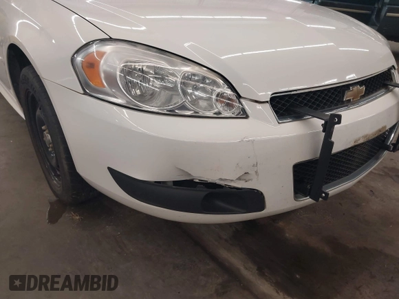 2014 Chevrolet Impala Police Police z VIN 2G1WD5E30E1187257, wystawiony jako IAAI lot #42167443 z przebiegiem 230 000 mil mil oraz . Historia ofert i sprzedaży dostępna na DreamBid. Obrazek 6.