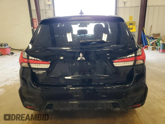 2021 Mitsubishi Outlander ES z VIN JA4APUAU4MU014582, wystawiony jako Copart lot #55962445 z przebiegiem 65 357 mil mil oraz Czysty tytuł • Clean title. Historia ofert i sprzedaży dostępna na DreamBid. Obrazek 6.