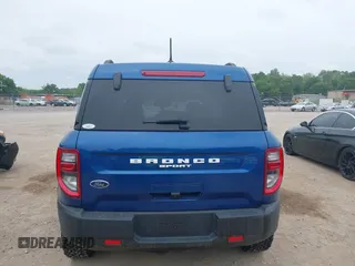 2023 Ford Bronco Sport Big Bend z VIN 3FMCR9B62PRD70686, wystawiony jako IAAI lot #42168218 z przebiegiem 35 985 mil mil oraz . Historia ofert i sprzedaży dostępna na DreamBid. Obrazek 16.