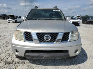 2006 Nissan Frontier SE z VIN 1N6AD07W76C470825, wystawiony jako Copart lot #55404525 z przebiegiem 195 732 mil mil oraz Czysty tytuł • Clean title. Historia ofert i sprzedaży dostępna na DreamBid. Obrazek 5.