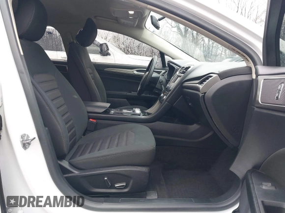 2018 Ford Fusion Hybrid SE with VIN 3FA6P0LU6JR177745, listed as a IAAI auction lot 41433376 with 97,025 mi miles. Bid and sale history available at carsss.com. Image 5.