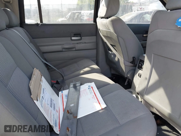 2008 Dodge Durango SLT z VIN 1D8HB48N98F110009, wystawiony jako IAAI lot #42157168 z przebiegiem 111 822 mil mil oraz . Historia ofert i sprzedaży dostępna na DreamBid. Obrazek 8.