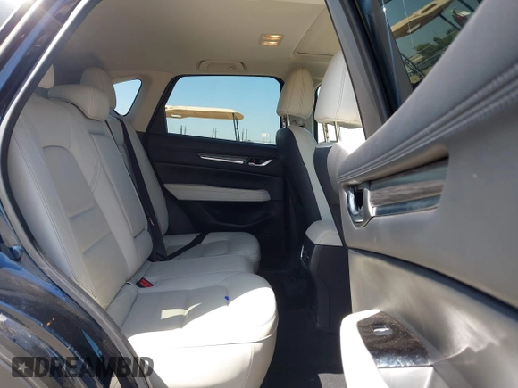 2018 Mazda CX-5 Grand Touring с VIN JM3KFBDM6J0326684, выставлен на аукционе IAAI как лот 42087646 с пробегом 111 192 миль миль и . История ставок и продаж доступна на DreamBid. Изображение 8.