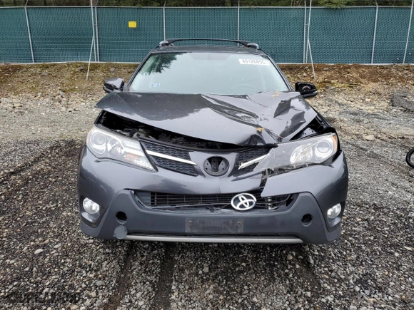 2015 Toyota RAV4 XLE with VIN JTMRFREV4FD125129, listed as a Copart auction lot 49126855 with 118,115 mi miles and Salvage Title. Bid and sale history available at carsss.com. Image 5.