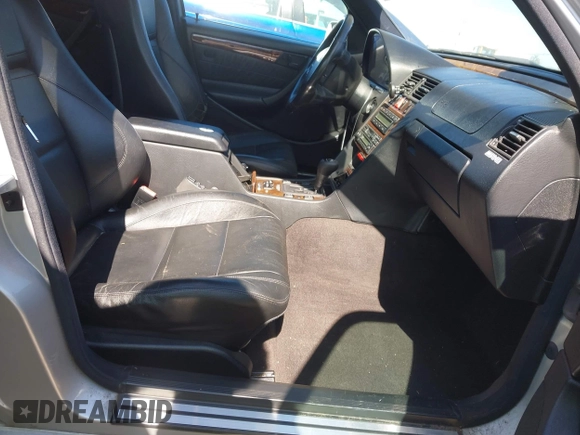 1998 Mercedes-Benz C с VIN WDBHA33G8WF744587, выставлен на аукционе IAAI как лот 42682845 с пробегом 271 027 миль миль и . История ставок и продаж доступна на DreamBid. Изображение 5.