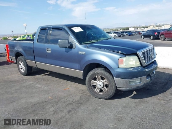 2004 Ford F-150 XL with VIN 1FTPX12594NC17970, listed as a IAAI auction lot 42072133 with 287,991 mi miles. Bid and sale history available at carsss.com. Image 1.