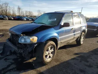 2007 Ford Escape XLT with VIN 1FMYU03147KB08756, listed as a Copart auction lot 47033095 with 0 mi miles and Salvage Title. Bid and sale history available at carsss.com. Image 1.