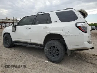 2021 Toyota 4Runner SR5 Premium with VIN JTENU5JR4M5872688, listed as a Copart auction lot 48502715 with 57,409 mi miles and Clean title. Bid and sale history available at DreamBid. Image 2.