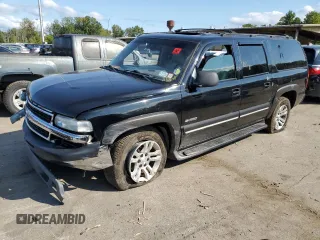 2000 Chevrolet Suburban LT with VIN 3GNFK16T2YG200100, listed as a Copart auction lot 70187684 with 0 mi miles and Salvage Title. Bid and sale history available at carsss.com. Image 1.