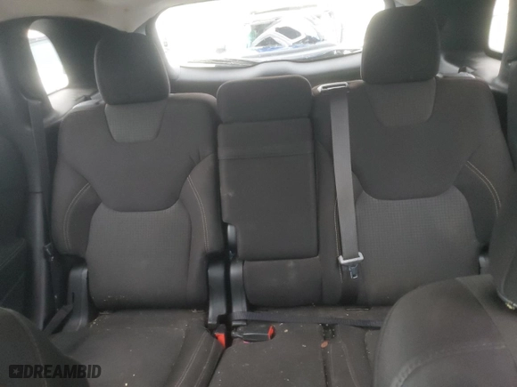 2016 Jeep Cherokee Altitude with VIN 1C4PJMCS9GW105899, listed as a Copart auction lot 85322514 with 158,981 mi miles and Clean Title. Bid and sale history available at carsss.com. Image 10.