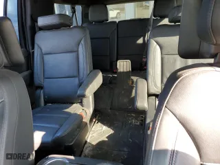 2021 Chevrolet Suburban Z71 with VIN 1GNSKDKD4MR208675, listed as a Copart auction lot 86698374 with 109,560 mi miles and Clean Title. Bid and sale history available at carsss.com. Image 10.