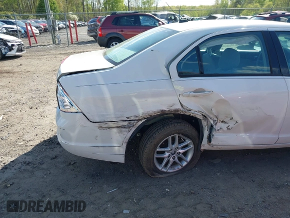 2012 Ford Fusion S with VIN 3FAHP0GA4CR408055, listed as a IAAI auction lot 42050728 with 101,508 mi miles and . Bid and sale history available at carsss.com. Image 6.