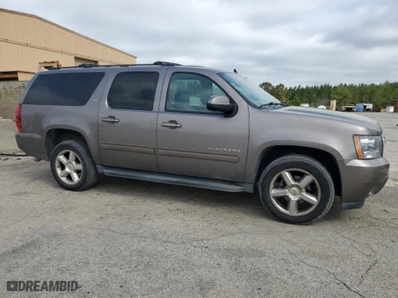 2012 Chevrolet Suburban LT with VIN 1GNSKJE78CR195125, listed as a Copart auction lot 49870425 with 216,277 mi miles and Clean Title. Bid and sale history available at carsss.com. Image 4.