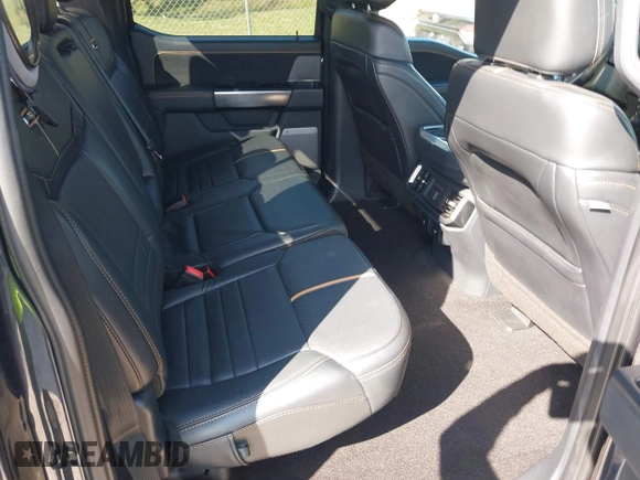 2021 Ford F-150 XL z VIN 1FTFW1ED3MFC11724, wystawiony jako IAAI lot #41525961 z przebiegiem 45 104 mil mil oraz . Historia ofert i sprzedaży dostępna na DreamBid. Obrazek 8.