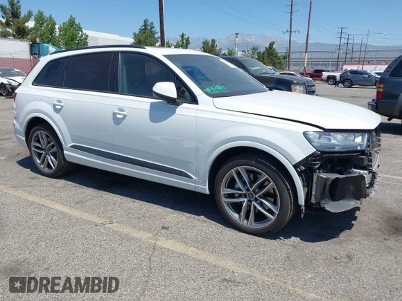 2017 Audi Q7 Prestige with VIN WA1VAAF72HD035098, listed as a IAAI auction lot 42664203 with 49,279 mi miles and . Bid and sale history available at DreamBid. Image 1.