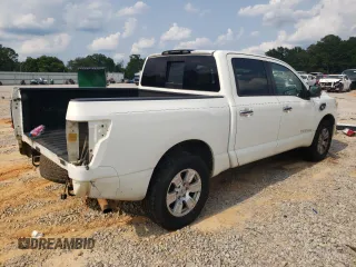 2017 Nissan Titan SV with VIN 1N6AA1EK6HN528431, listed as a Copart auction lot 59237645 with 105,940 mi miles and Salvage title. Bid and sale history available at DreamBid. Image 3.