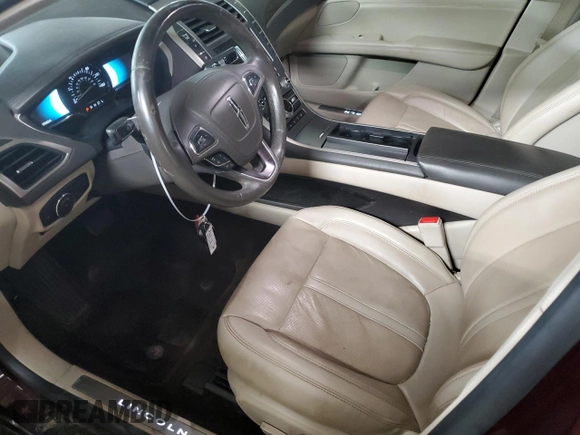 2018 Lincoln MKZ Hybrid Reserve z VIN 3LN6L5MU4JR609844, wystawiony jako Copart lot #70853724 z przebiegiem 107 042 mil mil oraz Szkoda całkowita • Salvage title. Historia ofert i sprzedaży dostępna na DreamBid. Obrazek 7.