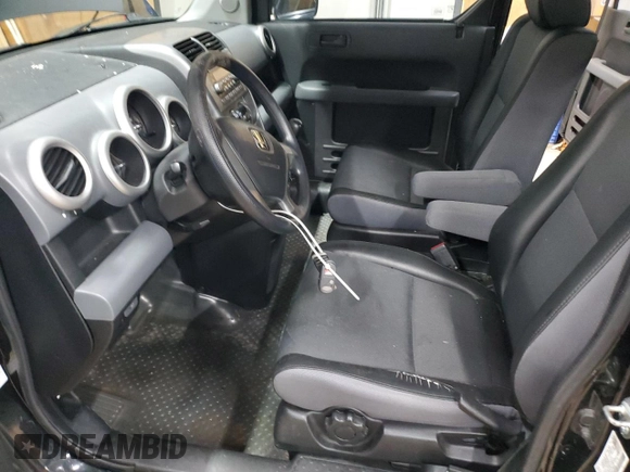 2004 Honda Element EX with VIN 5J6YH27614L019592, listed as a Copart auction lot 53577105 with 113,909 mi miles and Clean Title. Bid and sale history available at DreamBid. Image 7.