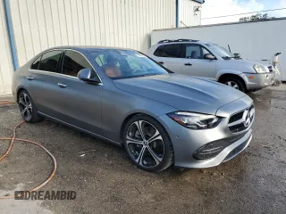 2022 Mercedes-Benz C 300 z VIN W1KAF4GB0NR052075, wystawiony jako Copart lot #73890784 z przebiegiem Nie podano mil oraz Nie do naprawy • Non repairable. Historia ofert i sprzedaży dostępna na DreamBid. Obrazek 4.
