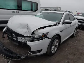 2018 Ford Taurus SEL z VIN 1FAHP2H81JG119145, wystawiony jako IAAI lot #41997302 z przebiegiem 61 467 mil mil oraz . Historia ofert i sprzedaży dostępna na DreamBid. Obrazek 2.