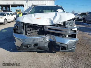 2019 Chevrolet Silverado 1500 LT with VIN 1GCRYDED0KZ318072, listed as a IAAI auction lot 41417733 with 100,774 mi miles. Bid and sale history available at carsss.com. Image 6.
