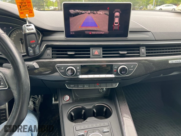 2018 Audi S5 Premium Plus z VIN WAUP4AF50JA008006, wystawiony jako Copart lot #58092055 z przebiegiem 134 205 mil mil oraz Czysty tytuł • Clean title. Historia ofert i sprzedaży dostępna na DreamBid. Obrazek 10.