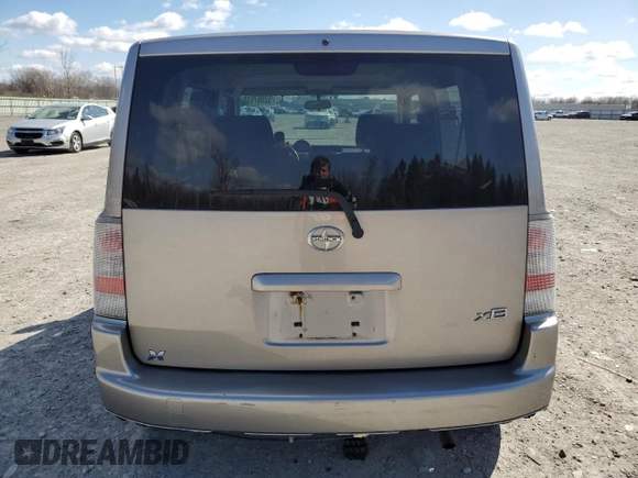 2005 Scion xB z VIN JTLKT324450196022, wystawiony jako Copart lot #52067615 z przebiegiem 150 840 mil mil oraz Szkody całkowita. Historia ofert i sprzedaży dostępna na DreamBid. Obrazek 6.