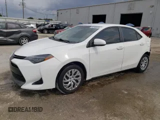 2019 Toyota Corolla L z VIN 5YFBURHEXKP934497, wystawiony jako Copart lot #56292435 z przebiegiem 59 083 mil mil oraz Nie do naprawy. Historia ofert i sprzedaży dostępna na DreamBid. Obrazek 1.